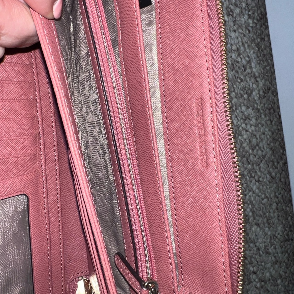 Elegant Pink and Gray Women's Bag